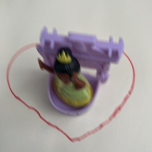 Princess Tiana McDonald’s toy 2021 - Picture 4 of 5